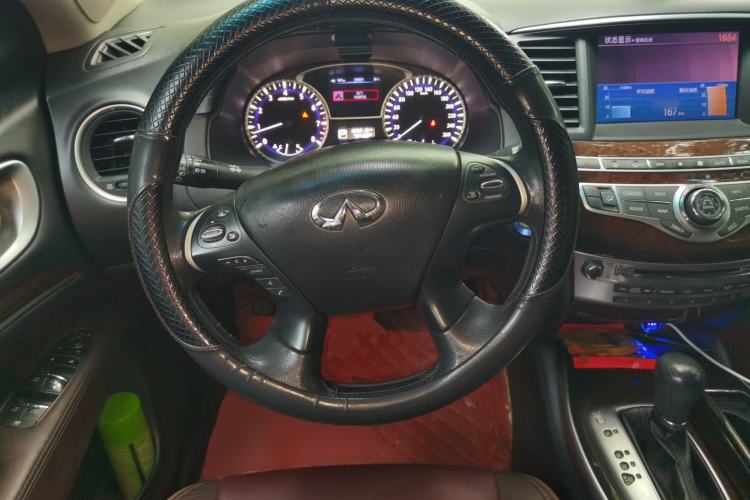 Used Infiniti JX 2013 JX35 Two-Wheel-Drive Excellence Edition Steering Wheel