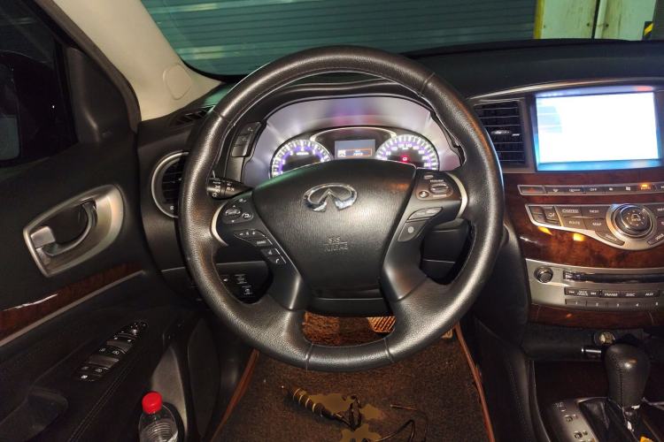 Used Infiniti JX 2013 JX35 4x4 All-Terrain Edition Steering Wheel