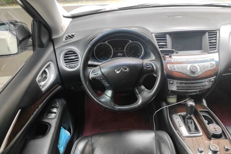 Used Infiniti JX 2013 JX35 Two-Wheel-Drive Excellence Edition Steering Wheel