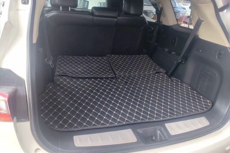 Used Infiniti JX 2013 JX35 4x4 All-Terrain Edition Trunk