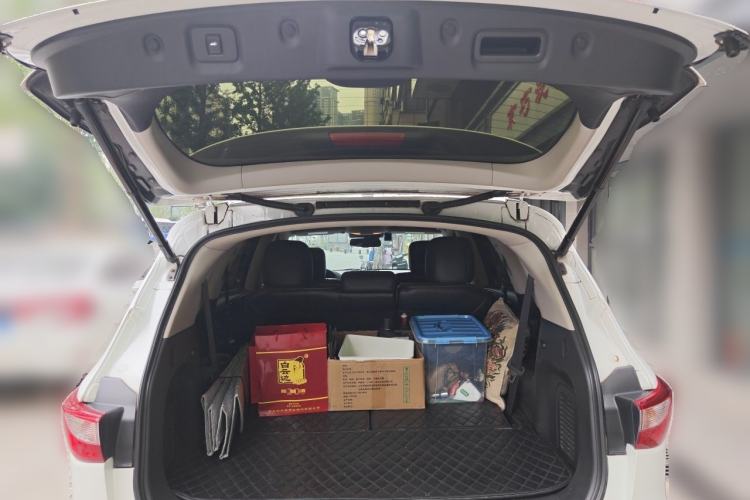 Used Infiniti JX 2013 JX35 4x4 All-Terrain Edition Trunk