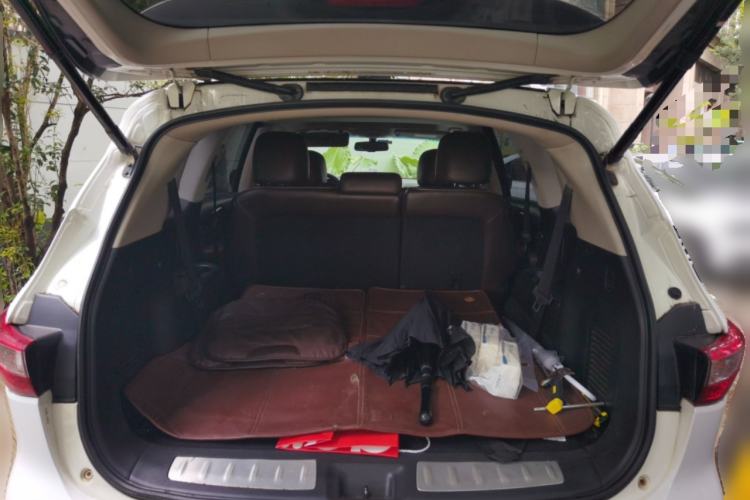 Used Infiniti JX 2013 JX35 Two-Wheel-Drive Excellence Edition Trunk