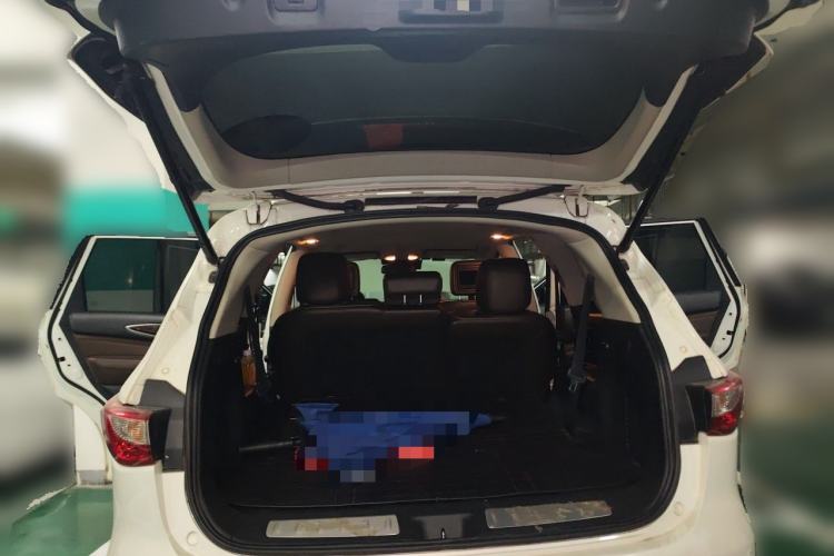 Used Infiniti JX 2013 JX35 4x4 All-Terrain Edition Trunk