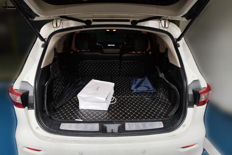 Used Infiniti JX 2013 JX35 4x4 All-Terrain Edition Trunk