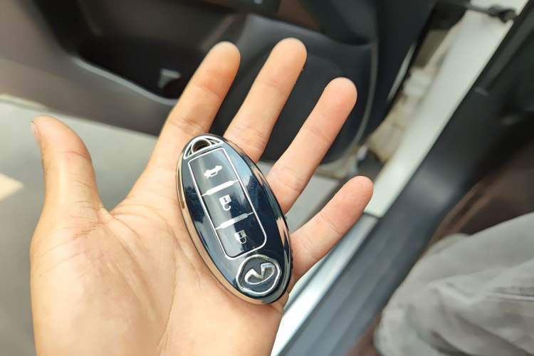 Used Infiniti JX 2013 JX35 Two-Wheel-Drive Excellence Edition Vehicle Key