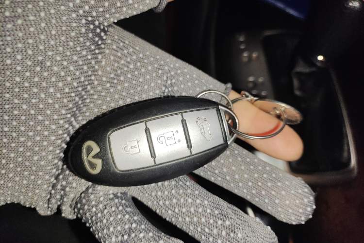 Used Infiniti JX 2013 JX35 Two-Wheel-Drive Excellence Edition Vehicle Key