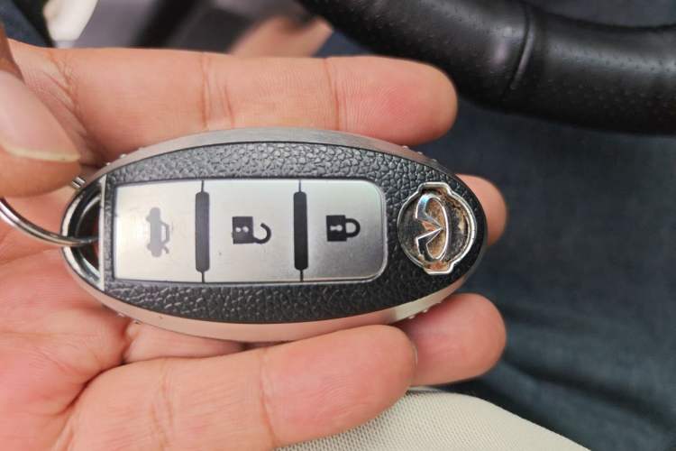 Used Infiniti JX 2013 JX35 4x4 All-Terrain Edition Vehicle Key