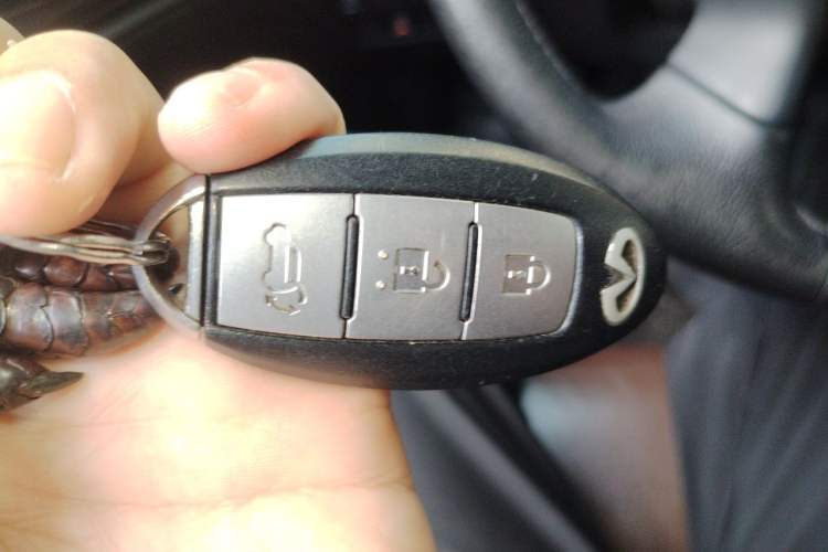 Used Infiniti JX 2013 JX35 4x4 All-Terrain Edition Vehicle Key