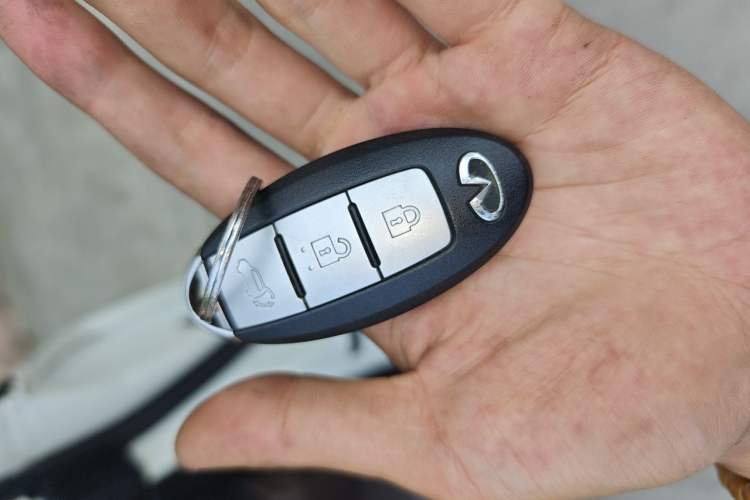 Used Infiniti JX 2013 JX35 4x4 All-Terrain Edition Vehicle Key