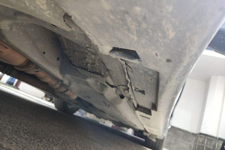 Used Infiniti M Series 2011 M25 Luxury Model Chassis Front Left