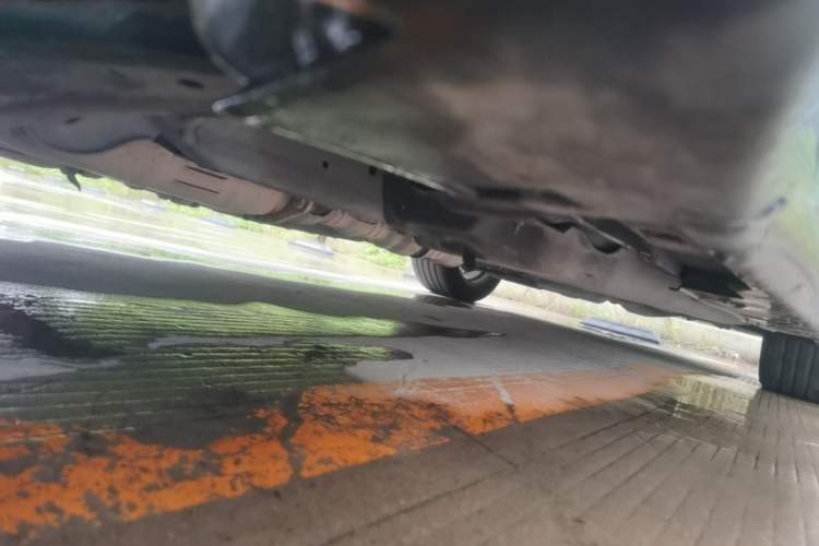 Used Infiniti M Series 2011 M25 Luxury Model Chassis Front Left