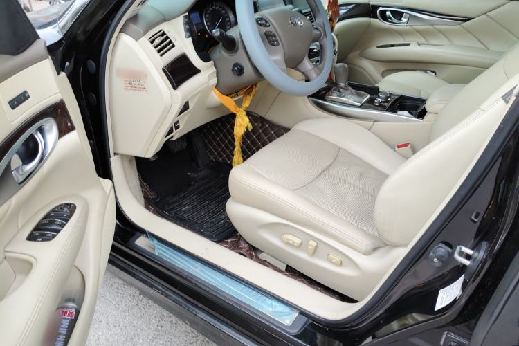 Used Infiniti M Series 2011 M25 Luxury Model Driver Seat