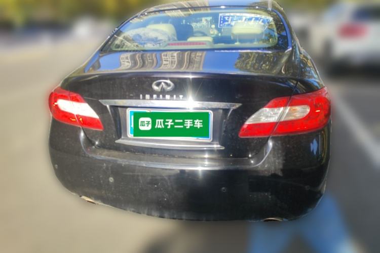 Used Infiniti M Series 2011 M25 Luxury Model Exterior 4