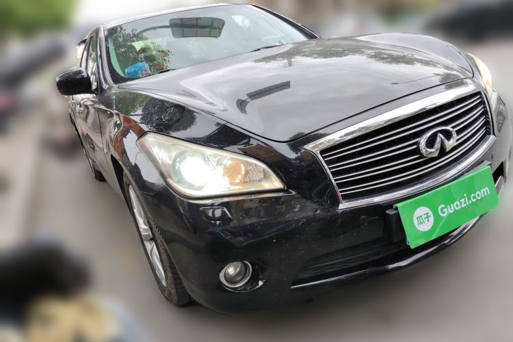 Used Infiniti M Series 2011 M25 Luxury Model Front Right 45 Deg