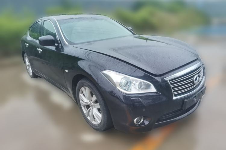 Used Infiniti M Series 2011 M25 Luxury Model Front Right 45 Deg