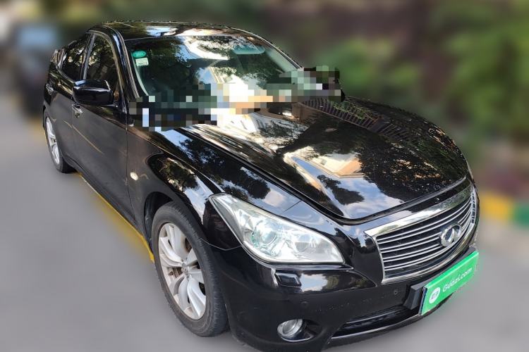 Used Infiniti M Series 2011 M25 Luxury Model Front Right 45 Deg