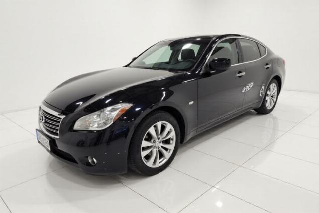 Infiniti M Series 2011 M25 Comfort Model usado