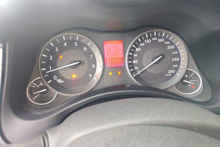 Used Infiniti M Series 2011 M25 Comfort Model Instrument Cluster