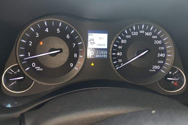 Used Infiniti M Series 2011 M25 Luxury Model Instrument Cluster
