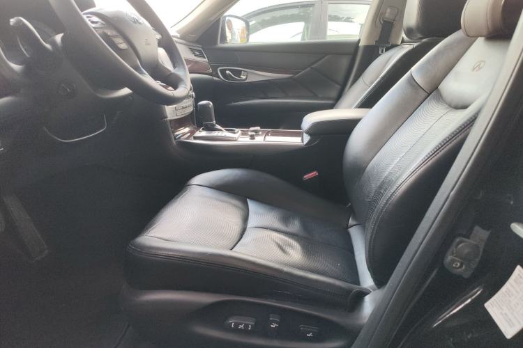 Used Infiniti M Series 2011 M37 model Left Front Seat