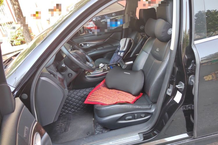 Used Infiniti M Series 2011 M25 Luxury Model Left Front Seat