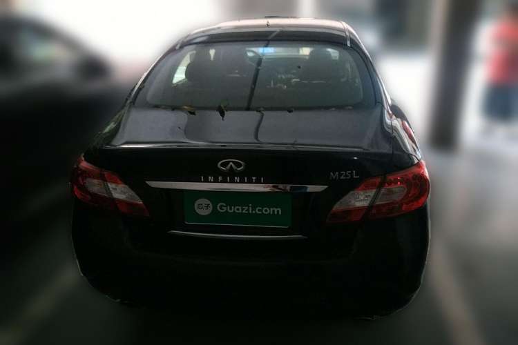 Used Infiniti M Series 2011 M25 Comfort Model Rear
