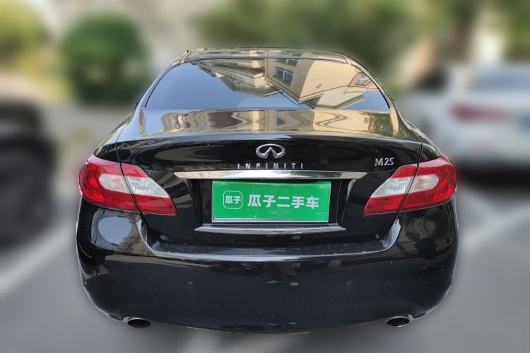Used Infiniti M Series 2011 M25 Luxury Model Rear