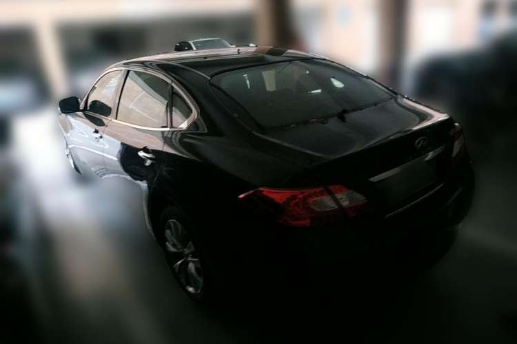 Used Infiniti M Series 2011 M25 Comfort Model Rear Left 45 Deg