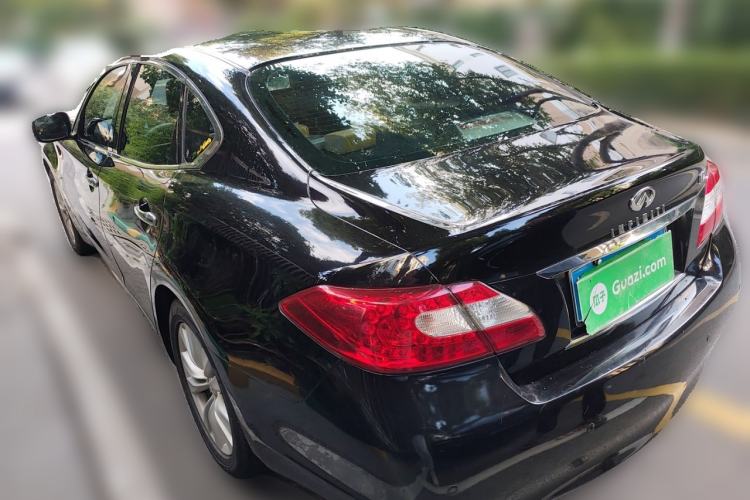 Used Infiniti M Series 2011 M25 Luxury Model Rear Left 45 Deg