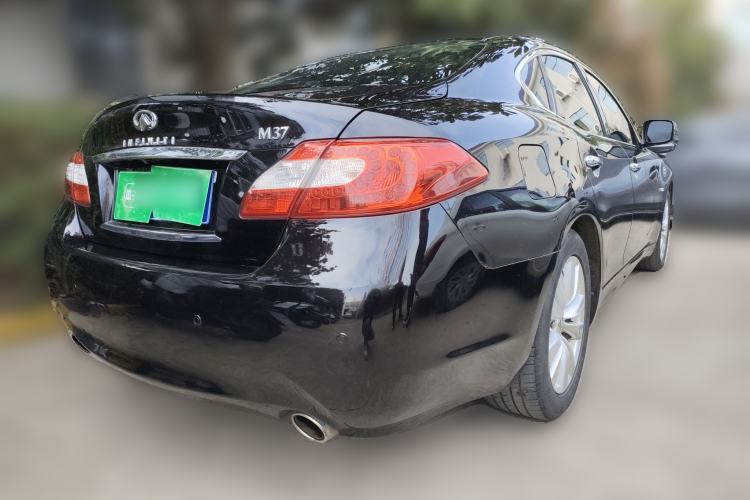 Used Infiniti M Series 2011 M37 model Rear Right 45 Deg