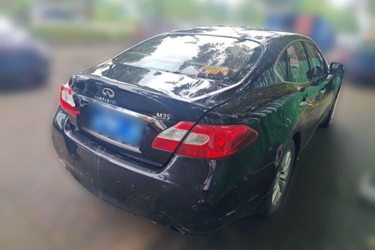 Used Infiniti M Series 2011 M25 Comfort Model Rear Right 45 Deg