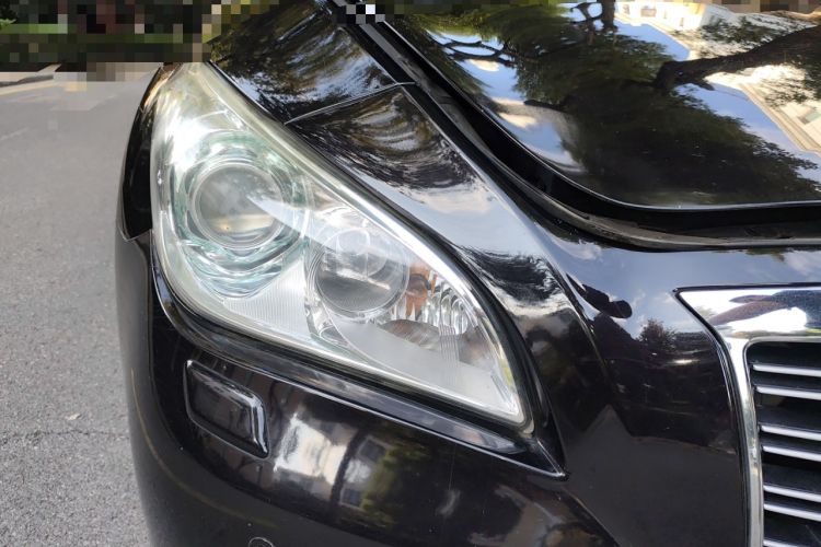 Used Infiniti M Series 2011 M25 Luxury Model Right Front Headlight