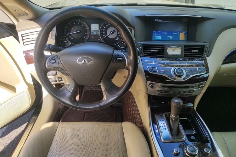 Used Infiniti M Series 2011 M25 Luxury Model Steering Wheel