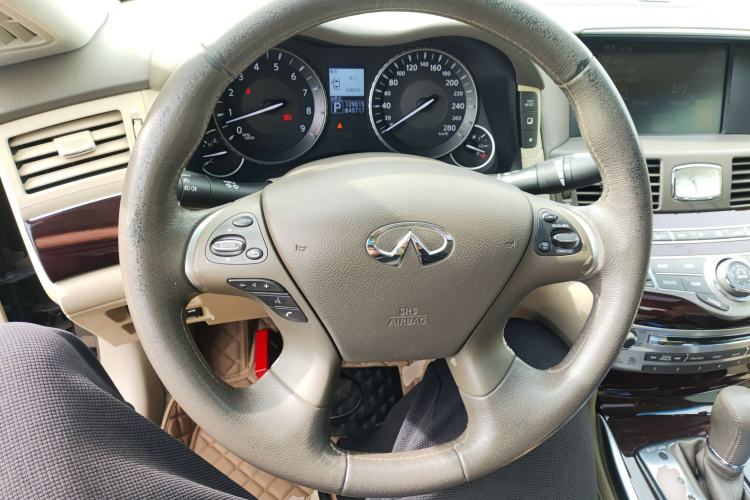 Used Infiniti M Series 2011 M25 Luxury Model Steering Wheel