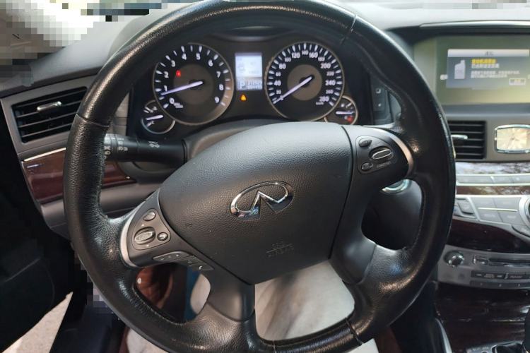Used Infiniti M Series 2011 M25 Luxury Model Steering Wheel