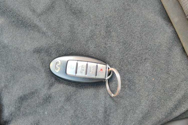 Used Infiniti M Series 2011 M25 Luxury Model Vehicle Key