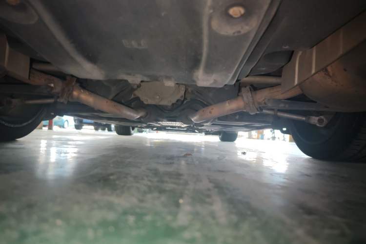 Used Infiniti M Series 2011 M37 model Chassis Rear