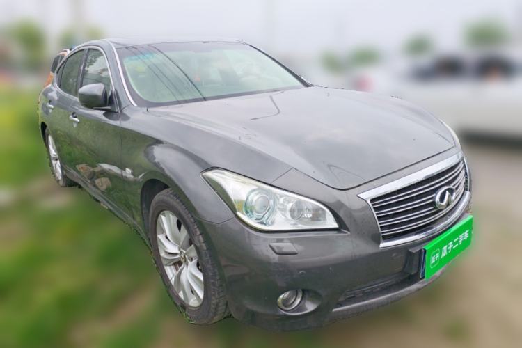 Used Infiniti M Series 2011 M25 Comfort Model Front Right 45 Deg
