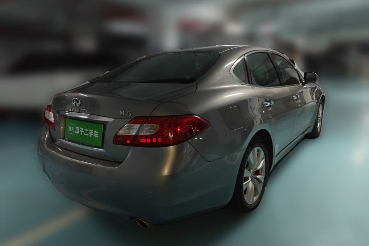 Used Infiniti M Series 2011 M25 Comfort Model Rear Right 45 Deg