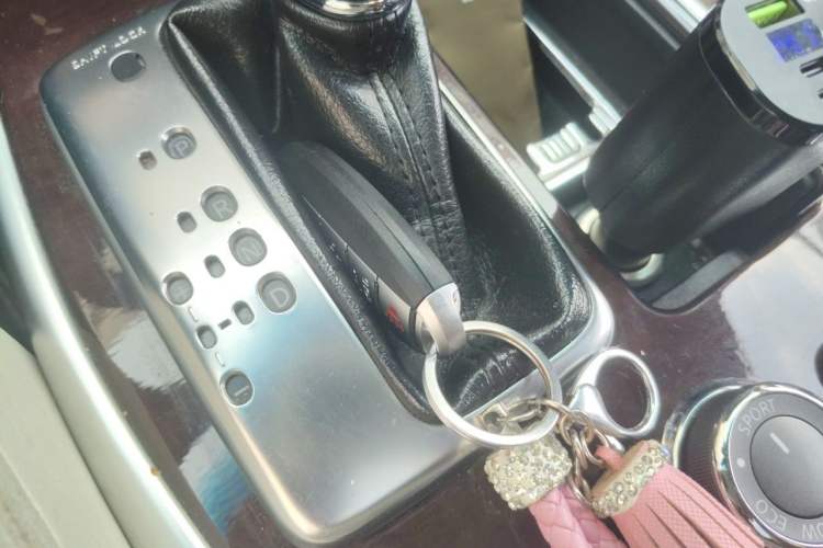 Used Infiniti M Series 2011 M25 Luxury Model Vehicle Key