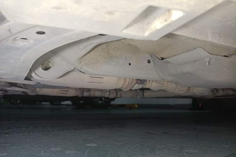 Used Infiniti M Series 2011 M25 Comfort Model Chassis Front Left