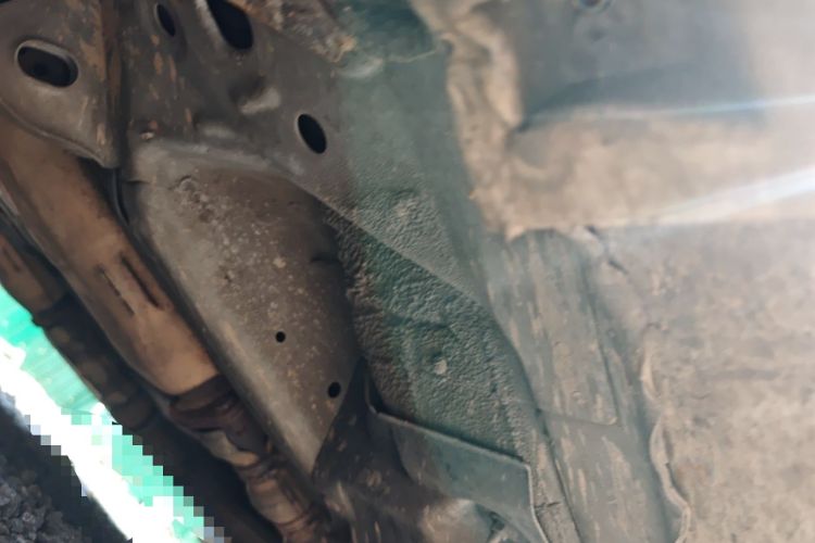 Used Infiniti M Series 2011 M37 model Chassis Front Left