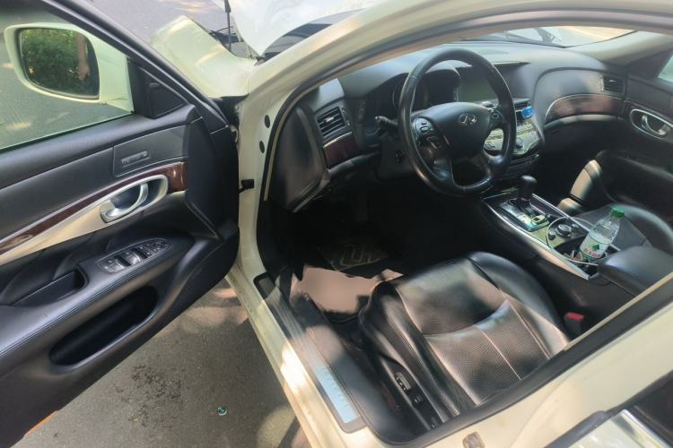 Used Infiniti M Series 2011 M37 model Driver Seat