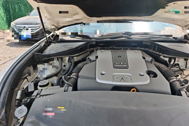 Used Infiniti M Series 2011 M37 model Engine Bay Right