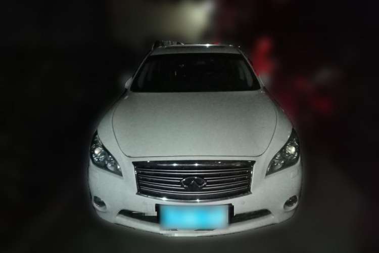 Used Infiniti M Series 2011 M25 Luxury Model Front