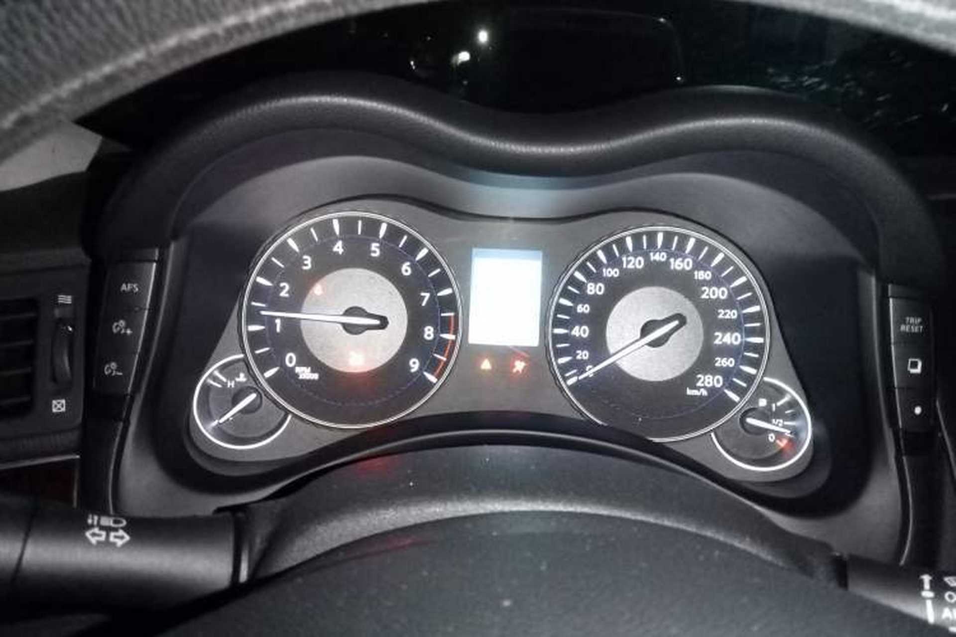 Used Infiniti M Series 2011 M25 Luxury Model Instrument Cluster