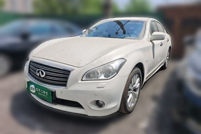 Used Infiniti M Series 2011 M37 model