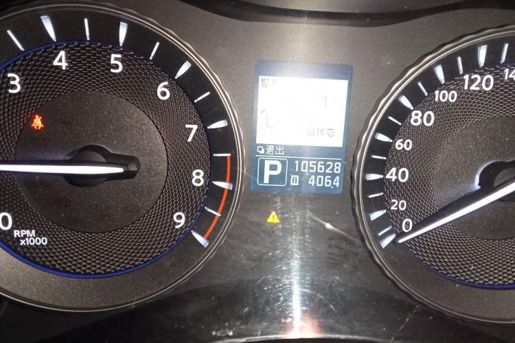 Used Infiniti M Series 2011 M25 Luxury Model Odometer Close Up
