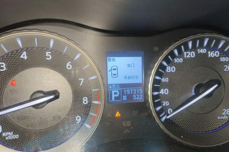 Used Infiniti M Series 2011 M37 model Odometer Close Up