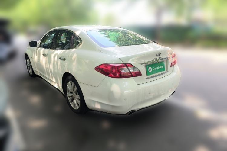 Used Infiniti M Series 2011 M37 model Rear Left 45 Deg